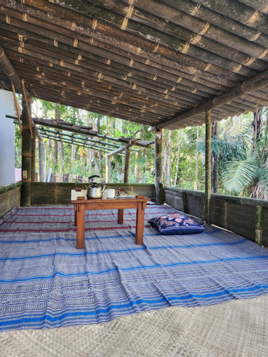 Bedroom 2, D'flora Bungalow & Glamping, West Manggarai