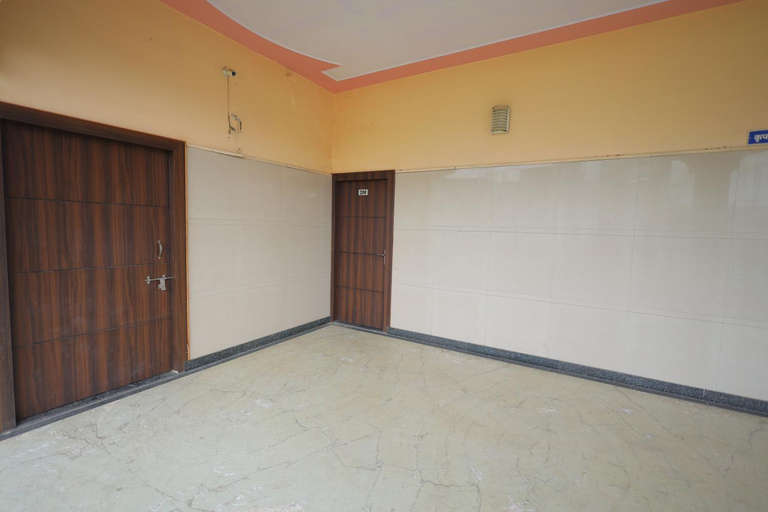 Others 5, Hotel Mukund Priya- Near Krishna Janam Bhoomi, Mathura