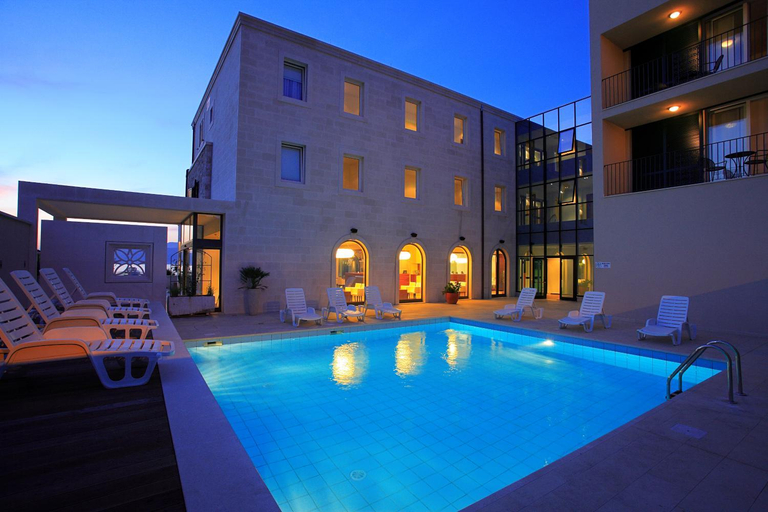 Sport & Beauty 3, Hotel Lipa, Postira