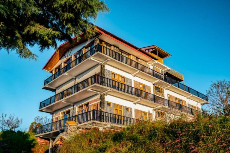 Exterior & Views