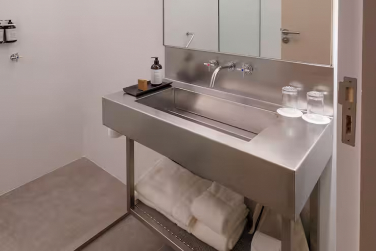 Bathroom 5, Hualta Hotel Mendoza, Curio Collection By Hilton, Capital