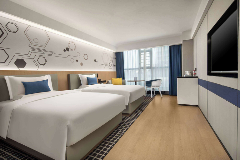 Bedroom 3, Microtel By Wyndham Handan New Century, Handan