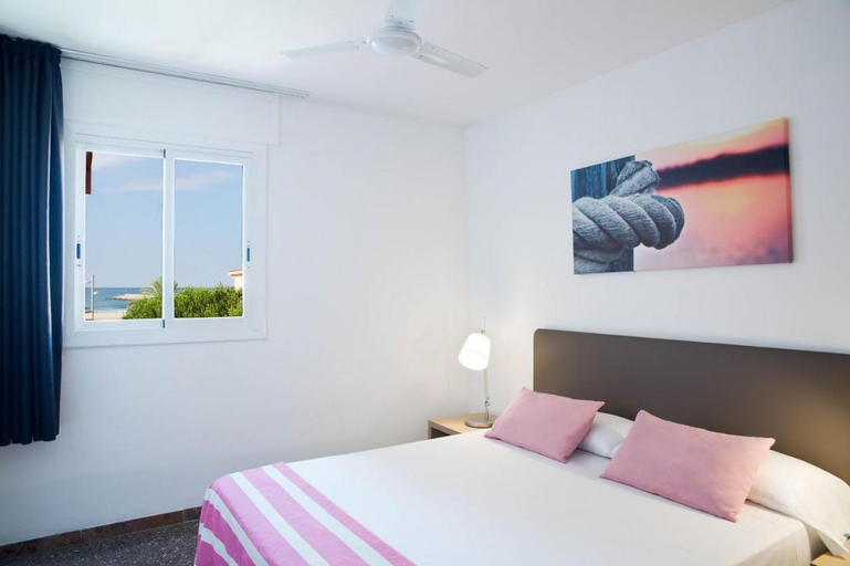 Bedroom 3, Pierre and Vacances Comarruga, Tarragona