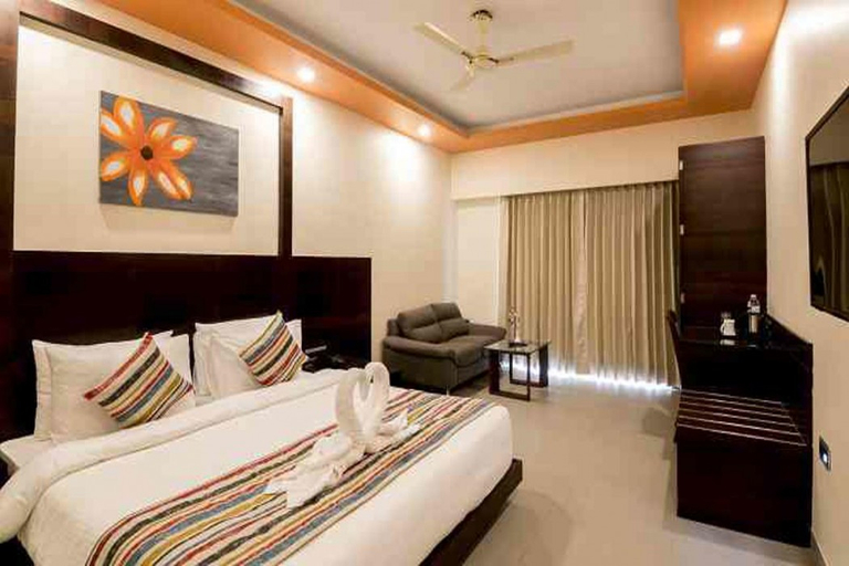 Bedroom, Regenta Central North Goa, North Goa