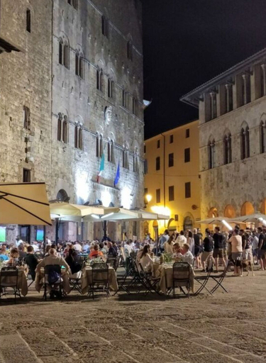 Dining 2, Fantastic Apartment in Massa Marittima, Grosseto