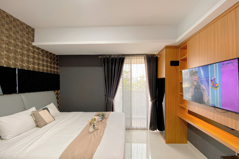 Bedroom 3, Homey And Cozy Living Studio At West Vista Apartment, Jakarta Barat