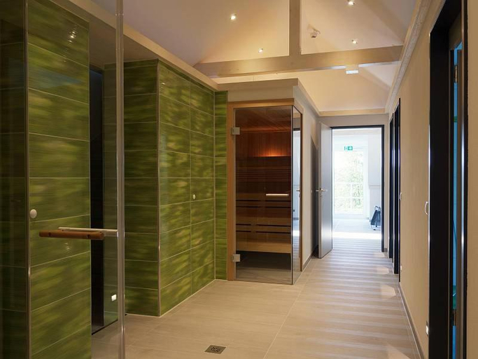 Others 3, Alfa Hotel, Saarpfalz-Kreis
