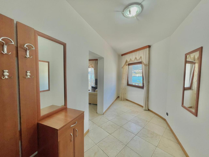 Others 2, Sea view Apartments Rafailovici