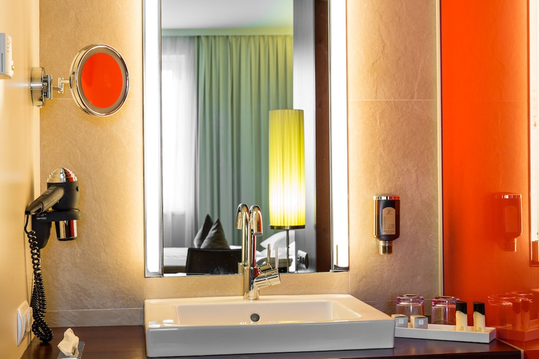 Bathroom 3, Seepark Worthersee Resort (Ex. Seepark Congress And Spa), Klagenfurt