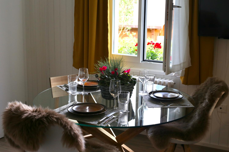 Others 4, ALP APARTMENTS centre location with traditional design and self check-in, Obwalden