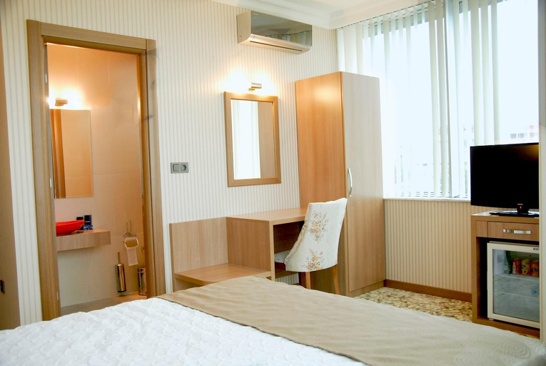Bedroom 2, Lounge Hotel, Tuzla