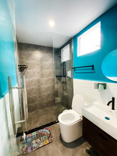 Bathroom 4, Holabay Resort, Panglao