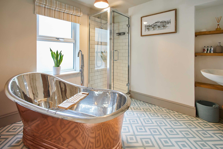 Bathroom 5, Host Stay Emerald Beach House, Redcar and Cleveland