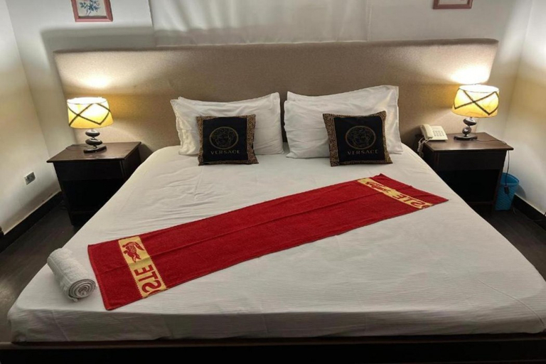 Bedroom 5, Heavenly Stays Hotel, Karachi