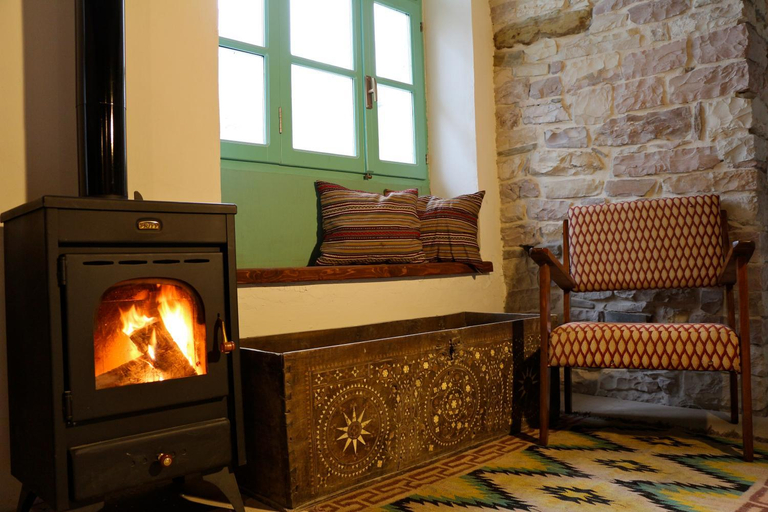 Others 5, Stone City Hostel, Gjirokastrës