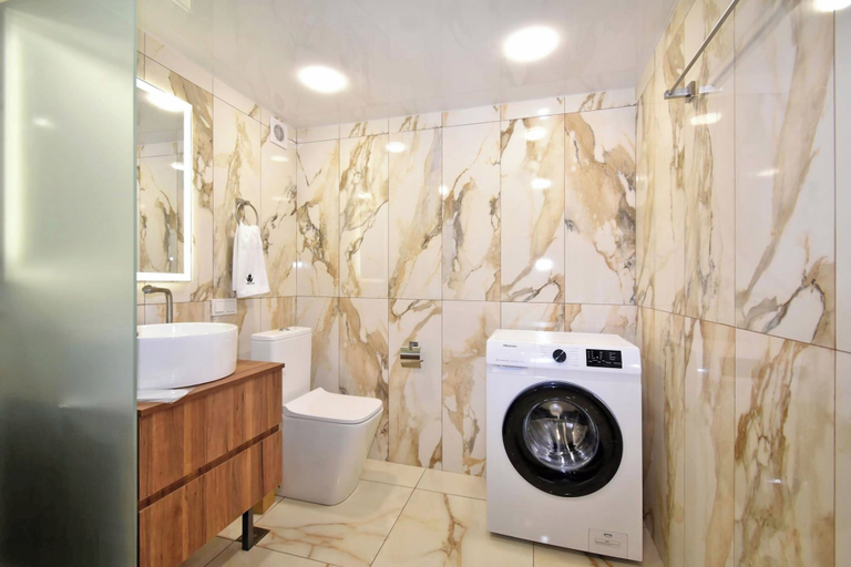 Bathroom 3, Aygestan plaza, Yerevan