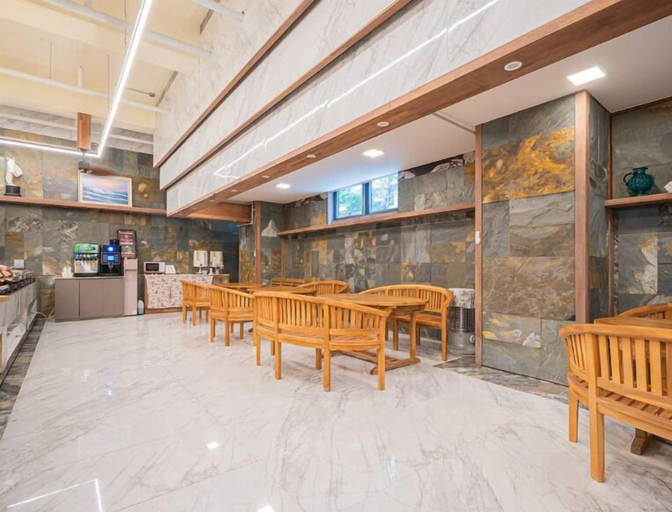 Food & Drinks 4, Central Hotel & Residence, Gwangsan