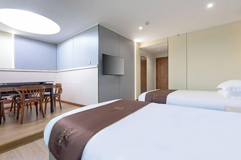 Bedroom 1, Q+ Shicheng Zuguoshun Hotel (Shicheng County Bus Station), Ganzhou