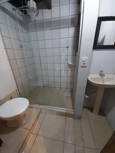 Bathroom 3, Pousada das Palmeiras, Garopaba