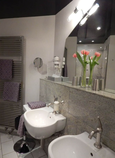 Bathroom 4, 11 Bohler Brise Modern Retreat, Nordfriesland
