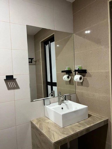 Bathroom 6