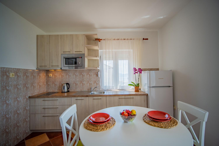 Others 4, Apartments Novo Mulo