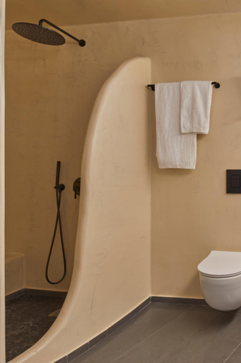 Bathroom 5, Grand-Mere Calliope, South Aegean