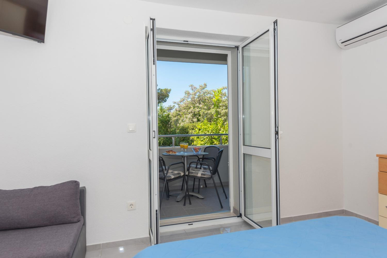 Others 4, Apartments M&A, Makarska