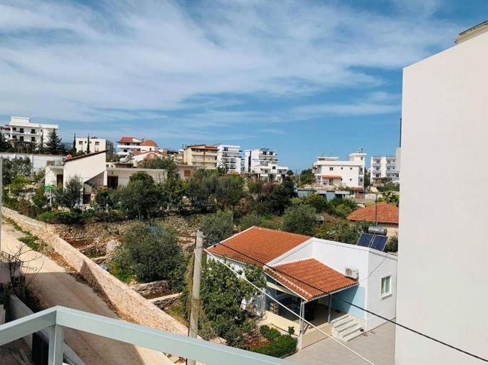 Others 5, Mintt Hotel, Sarandës