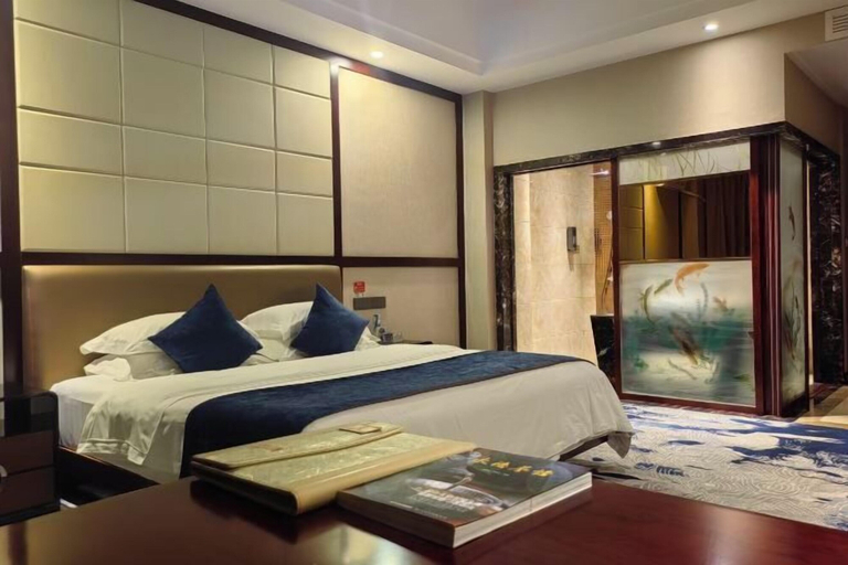 Bedroom 3, Yongqian Hotel, Lincang