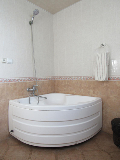 Bathroom 3, Guest House Levan II Dadiani, Zugdidi