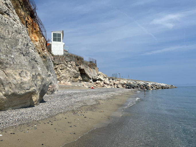 Al 37 vista mare e colline, Savona
