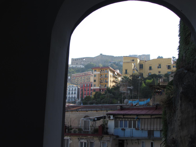 Others 5, Enzo Home, Napoli
