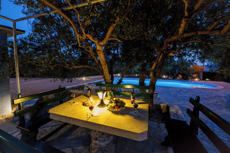 Food & Drinks, Luxury villa complex Pendolino with heated pool and jacuzzi, Blaca
