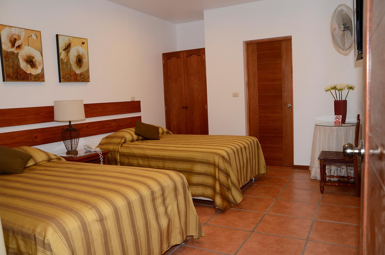 Bedroom 2, Oro Viejo, Nazca