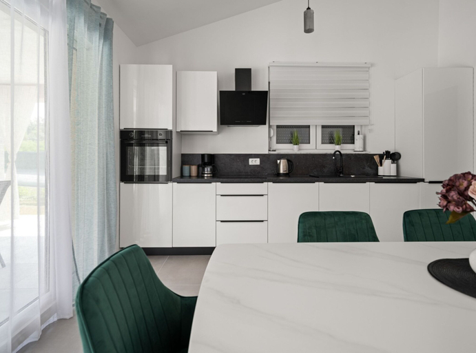 Others 5, Villa Sabina - Santalezi, Sveta Nedelja