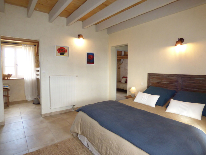 Bedroom 2, BRITAVIT Chambres et Table d'Hôtes, Dordogne