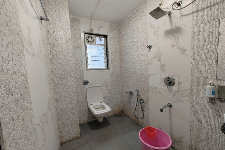 Bathroom 5, Hotel Sai Inn Executive, Pune
