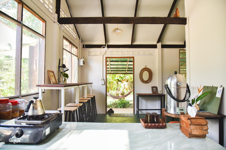 Others 5, CoCoCo, Muang Ranong