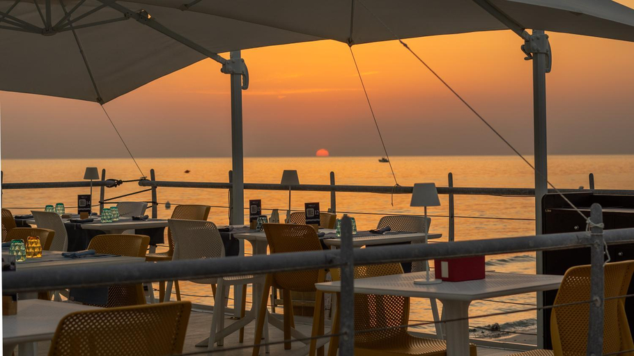 Food & Drinks 5, Popula Rooms & Mediterranean Bay, Lecce