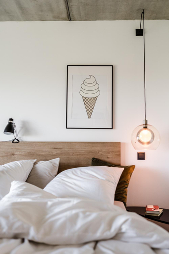 Bedroom 18