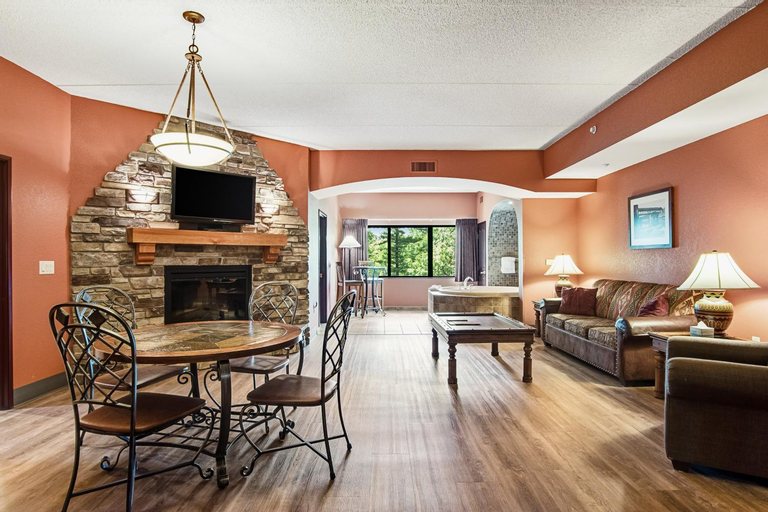 Chula Vista Condo Unit #2323, Adams