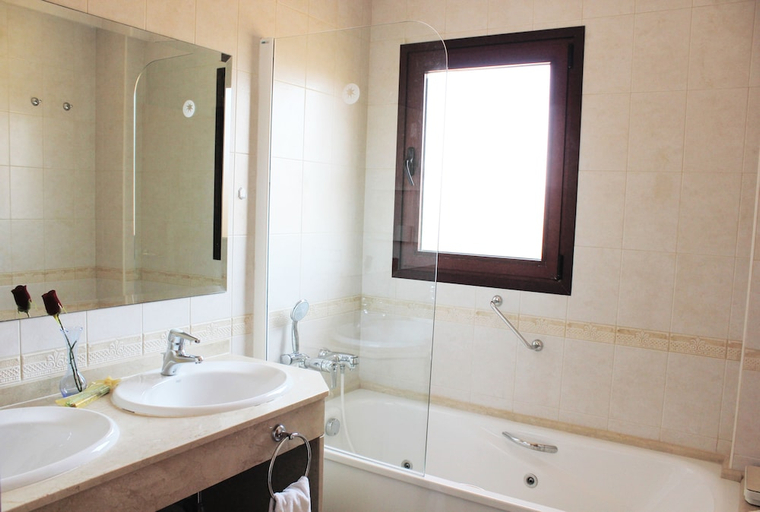 Bathroom 3, Albir Confort Avenida, Alicante