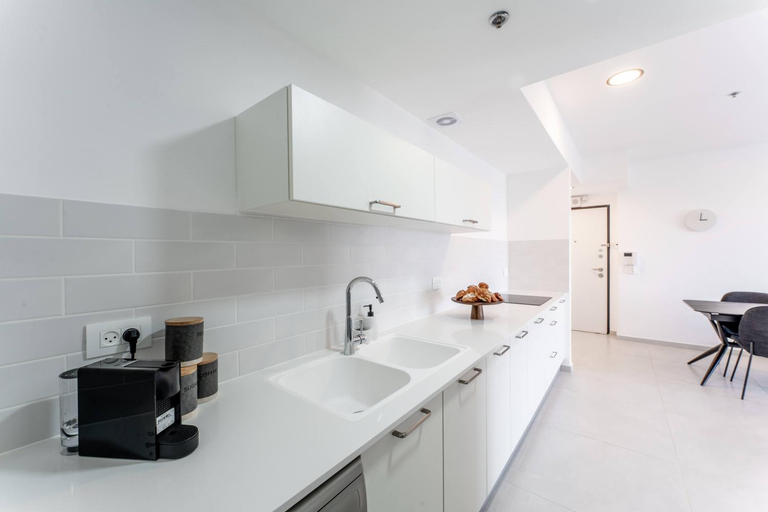 Kitchen 3, Holysuite Savyon View Tower