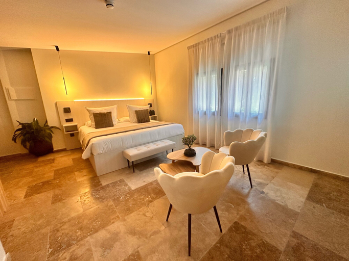 Bedroom 4, Boutique Hotel Comtal Empuries, Girona