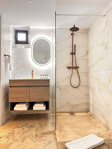 Bathroom 5, Boutique Hotel Comtal Empuries, Girona