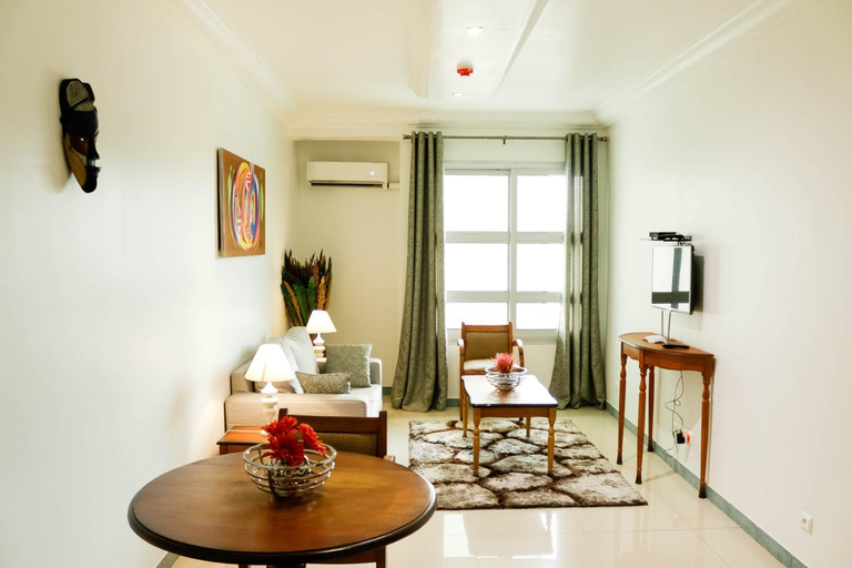 Others 4, Tchero Appartement 2, Wouri