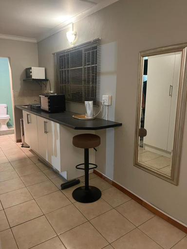 4, Quince Tree Self Catering, Chris Hani