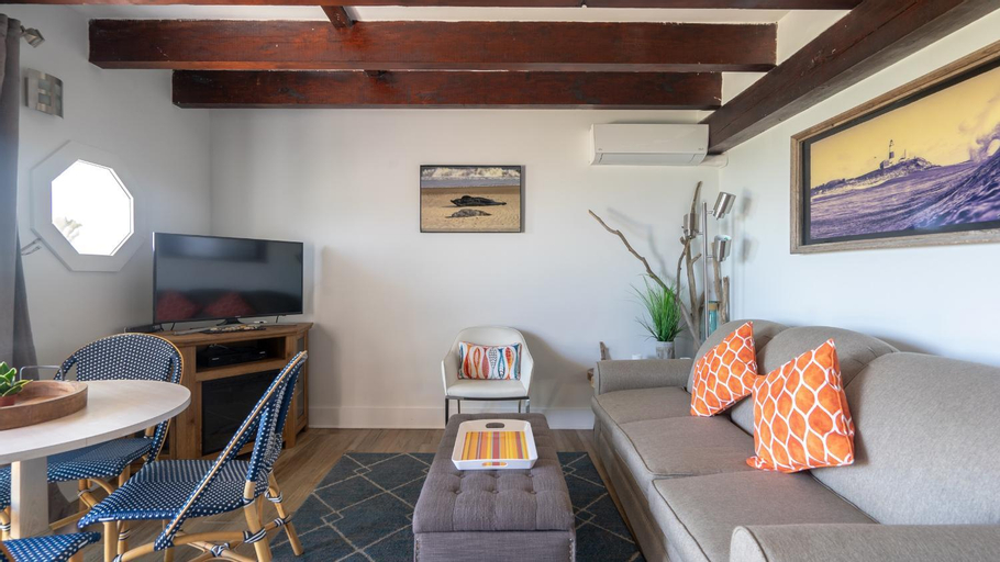Others 5, Beachcomber Resort At Montauk, Suffolk