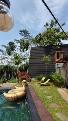 Sport & Beauty 2, KIKA POOL VILLA AND BBQ, Banyumas